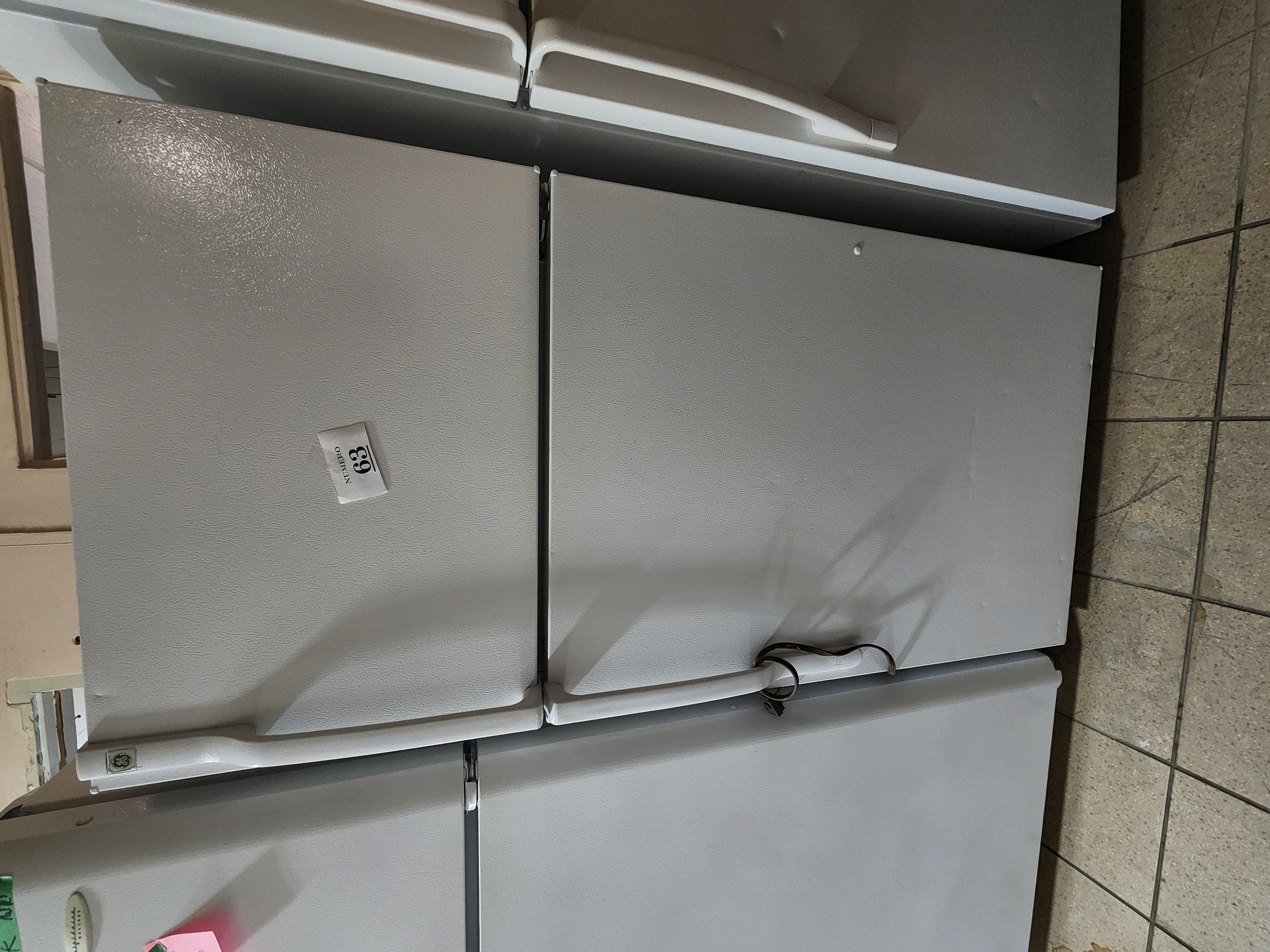 #63- refrigerateur  CONGELATEUR EN HAUT