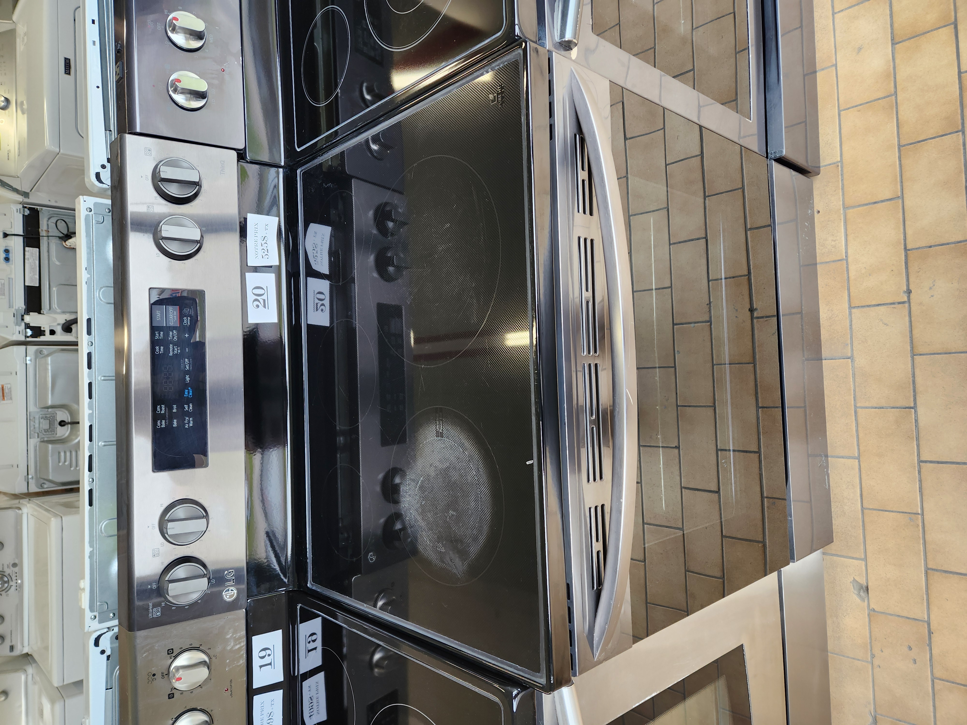 #20 CUISINIERE STAINLESS VITRO