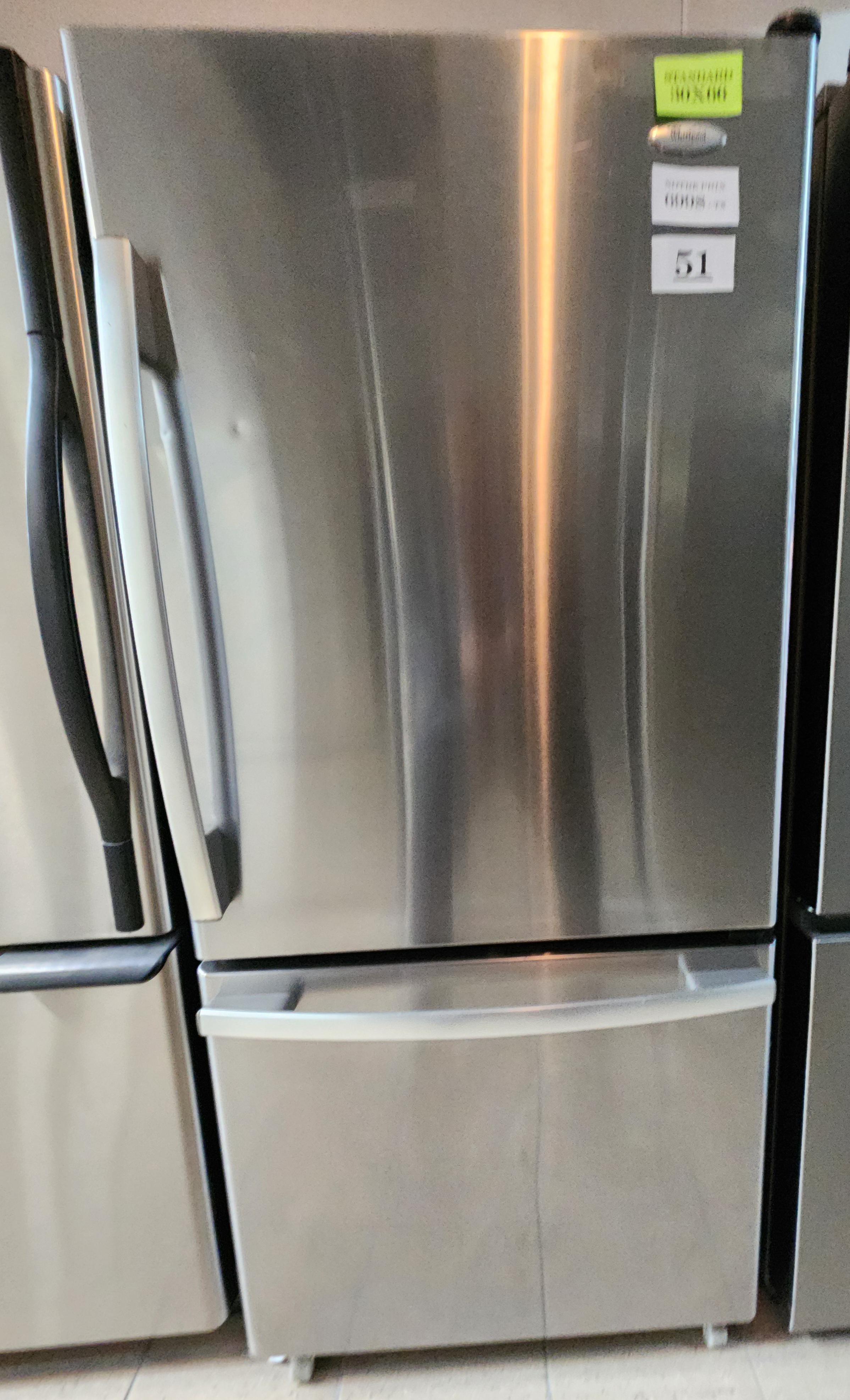 51-REFRIGERATEUR CONGELATEUR EEN BAS INOX 