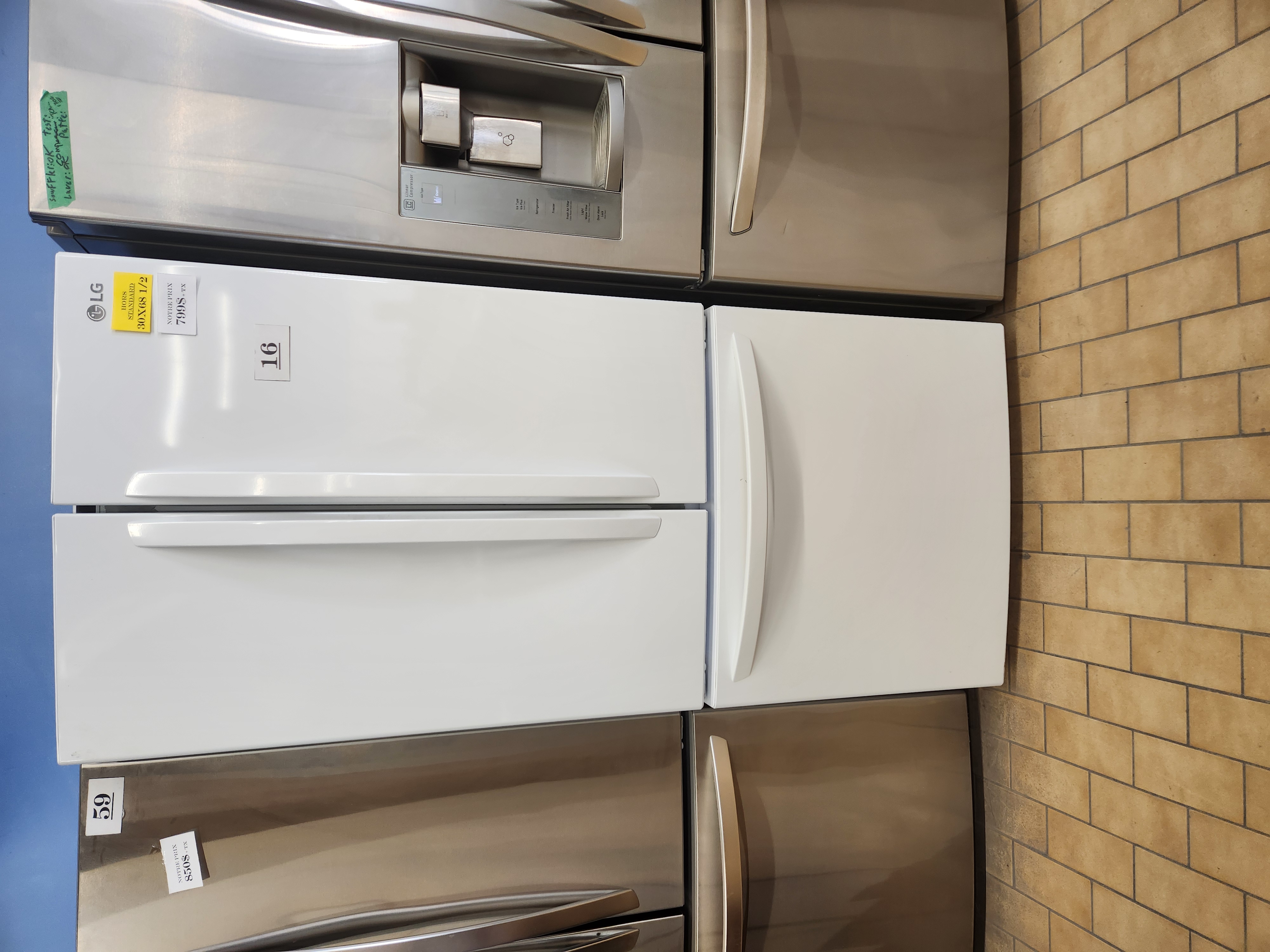 14- -REFRIGERATEIR 3 PORTES CONGELATEUR EN BAS