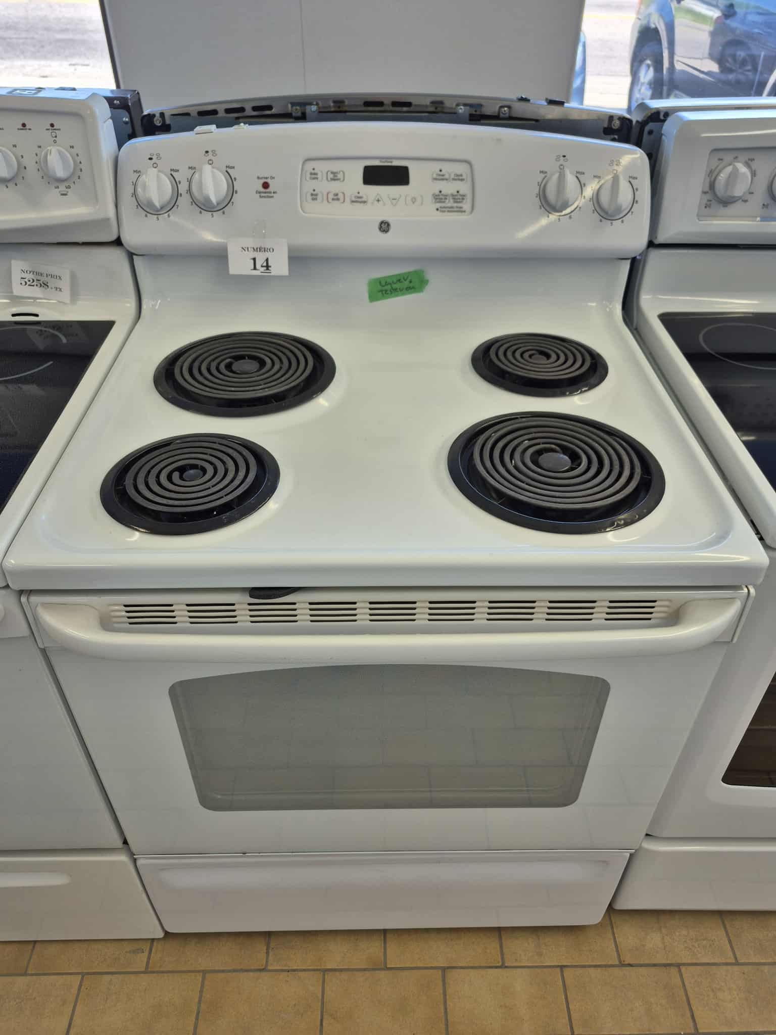 #14 Cuisinière serpentin GE