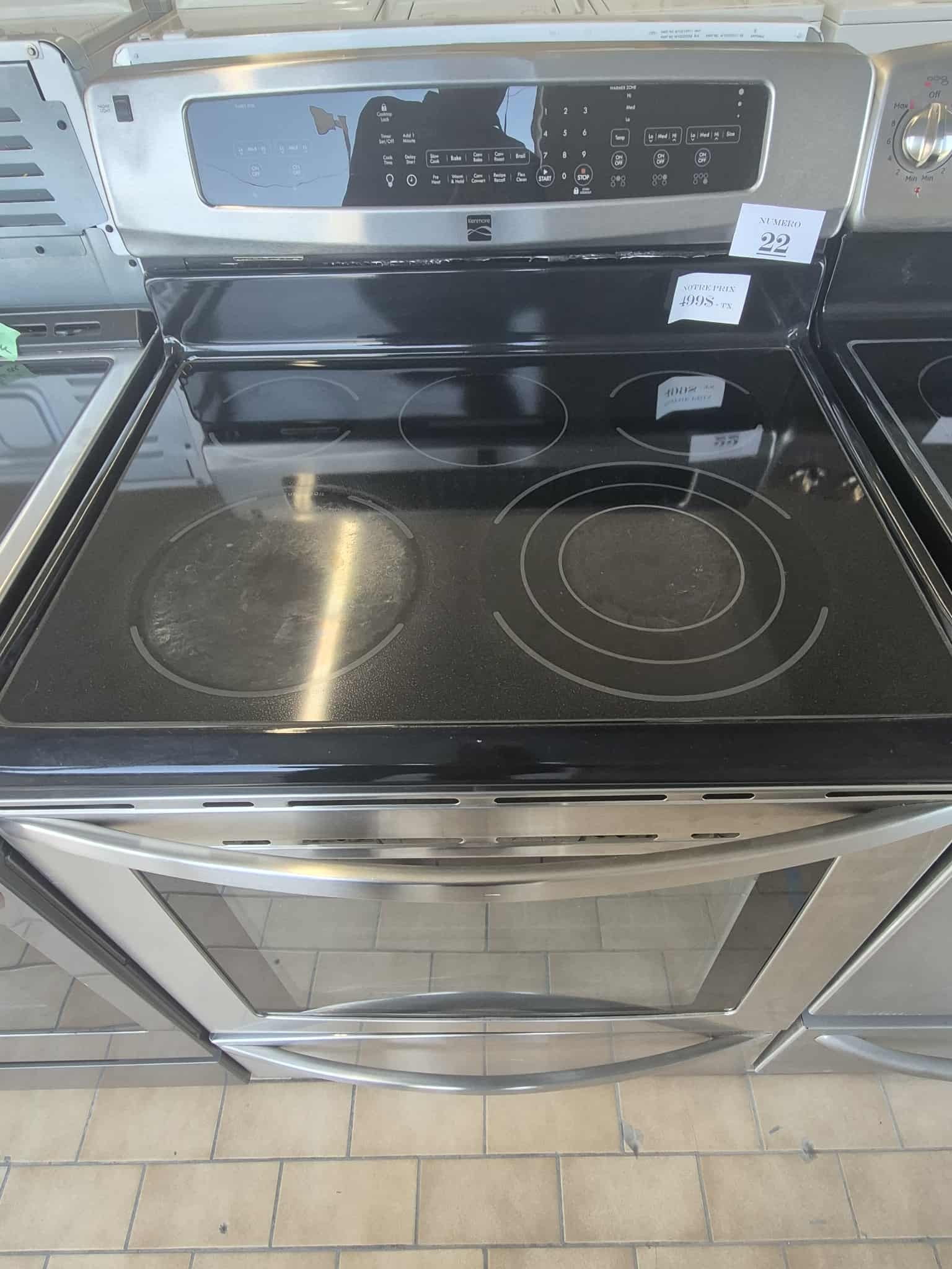 #22 Cuisinière Kenmore vitrocéramique – Convection, triple zone