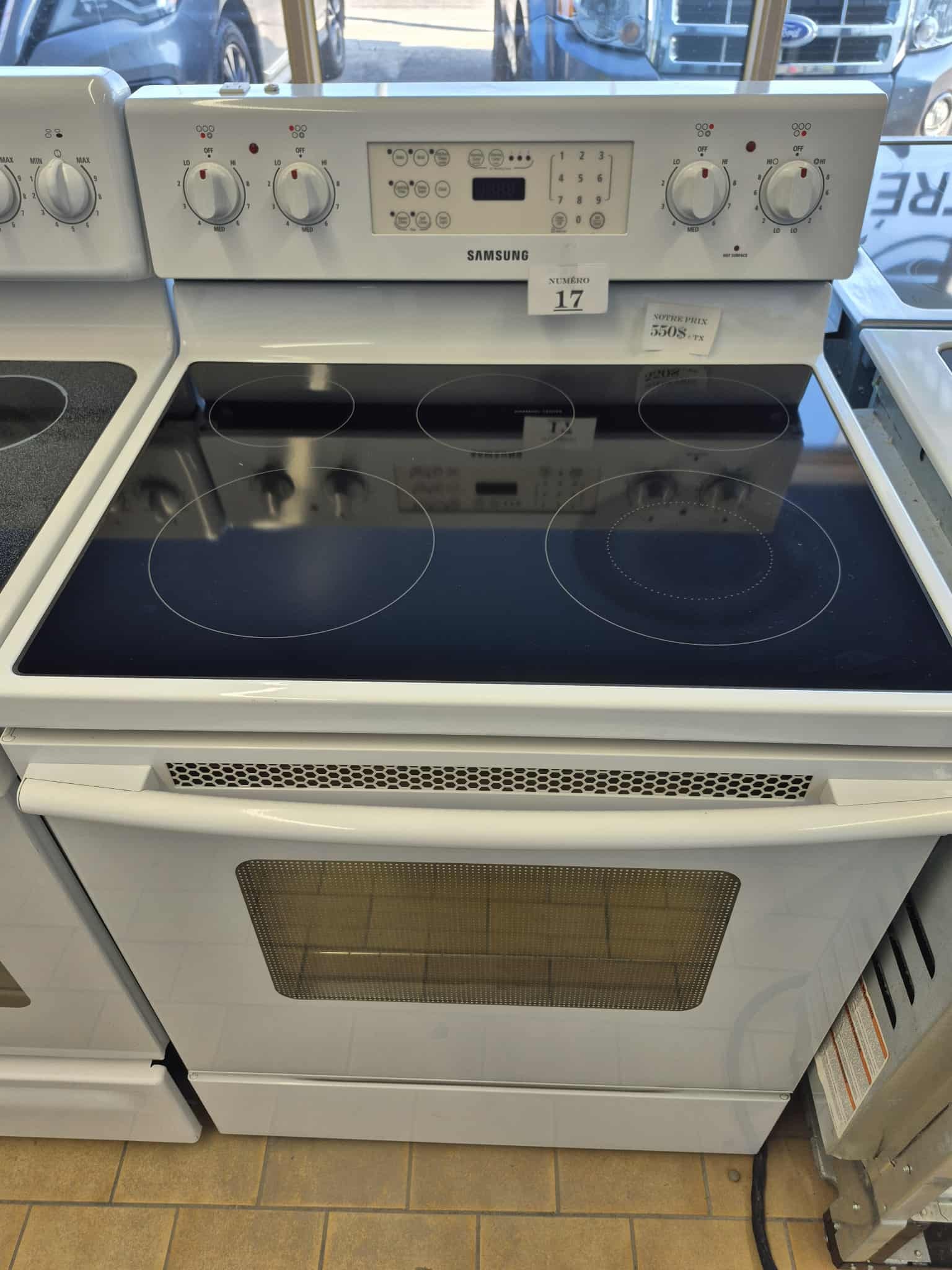 #17 Cuisinière Samsung autonettoyante