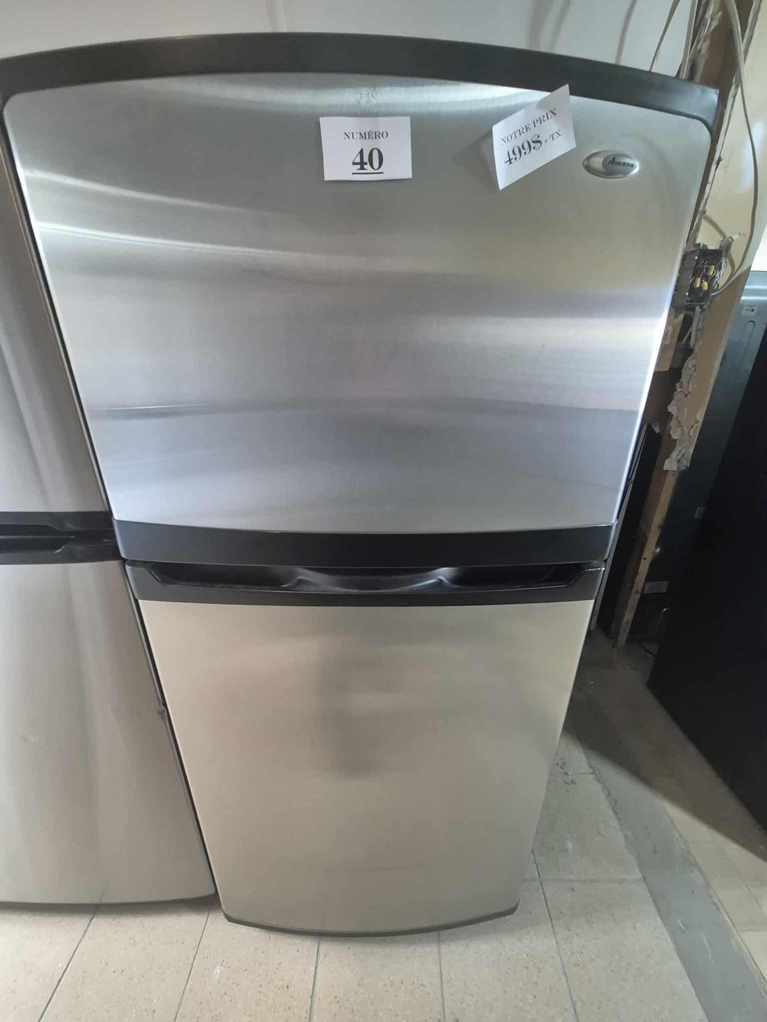 #40 Réfrigérateur Amana – Stainless, haut (2)