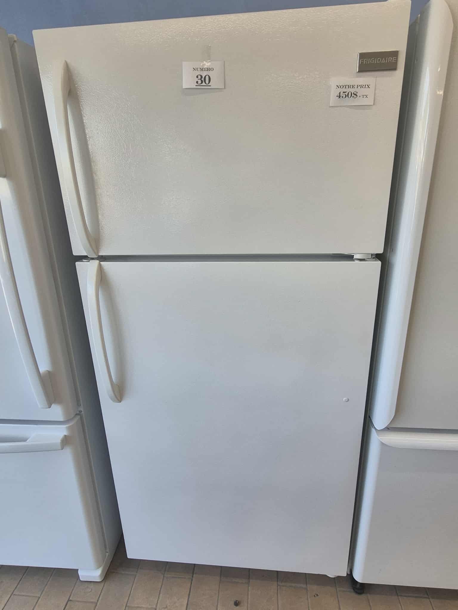 #30 Réfrigérateur Frigidaire – Standard 30×66